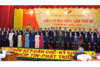 Ra mắt Ban Chấp hành Đảng bộ tỉnh Tiền Giang khóa 11, nhiệm kỳ 2020-2025.