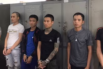 Sáu đối tượng tại cơ quan điều tra.