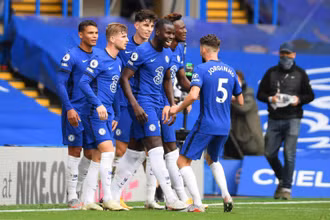 Các cầu thủ Chelsea chơi bùng nổ, thắng Crystal Palace 4-0.