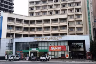 Khách sạn Bưu điện Hạ Long, phường Bãi Cháy, TP Hạ Long.