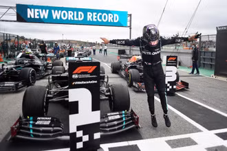 Hamilton đánh dấu kỷ lục mới của đường đua F1 khi lần thứ 92 thắng chặng. (Ảnh: F1)