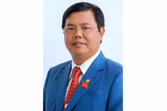 Đồng chí Nguyễn Tiến Hải tái đắc cử Bí thư Tỉnh ủy Cà Mau.