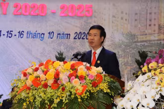 Đồng chí Võ Văn Thưởng, Ủy viên Bộ Chính trị, Bí thư T.Ư Đảng, Trưởng Ban Tuyên giáo Trung ương phát biểu chỉ đạo Đại hội.