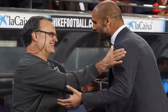 Pep Guardiola có sự ngưỡng mộ vô bờ đối với Marcelo Bielsa.