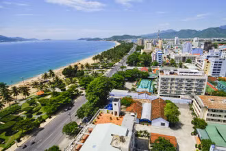 Những con đường ven biển Việt Nam là cung đường đạp xe tuyệt vời (Ảnh: MapQuest)