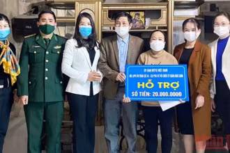 Hàng chục mô hình sinh kế đã được trao tặng cho các hội viên hội phụ nữ khó khăn ở Hà Tĩnh. 