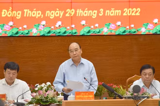 Chủ tịch nước Nguyễn Xuân Phúc phát biểu tại buổi làm việc.
