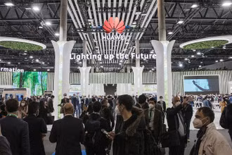 Gian trưng bày của Huawei tại Triển lãm di động toàn cầu (MWC) năm 2022 tại Barcelona, Tây Ban Nha. Ảnh: Huawei