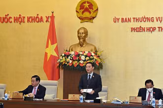 Phó Chủ tịch Quốc hội Nguyễn Đức Hải điều hành nội dung thảo luận tại phiên họp. (Ảnh: Duy Linh)