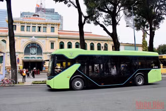 Xe buýt điện sẽ lăn bánh vào ngày 9/3.