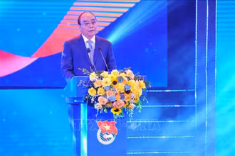 Chủ tịch nước Nguyễn Xuân Phúc phát biểu tại buổi lễ. (Ảnh: Minh Đức/TTXVN)