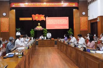 Đoàn kiểm tra của Ban Chỉ đạo Đề án Trung ương làm việc với Thành ủy Đà Nẵng về “Tổng kết 30 năm thực hiện Thông báo số 34-TB/TW ngày 14/11/1992 của Ban Bí thư”.
