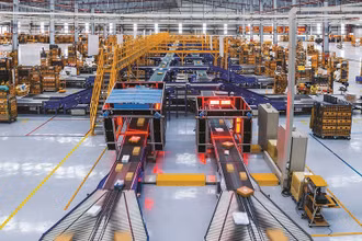 Hệ thống logistics, kho bãi hiện đại là điểm mạnh của các kênh thương mại điện tử.