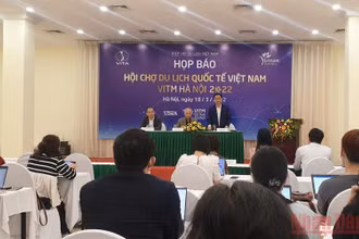 Phó Tổng cục trưởng Tổng cục Du lịch Phạm Văn Thủy phát biểu tại họp báo về VITM Hà Nội 2022 (Ảnh: T.LINH)