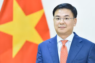 Thứ trưởng Bộ Ngoại giao Phạm Quang Hiệu.