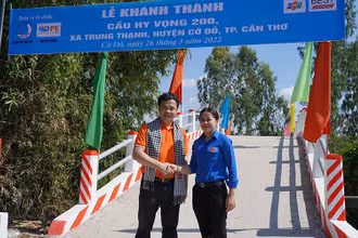 Khánh thành cầu Hy Vọng 200.