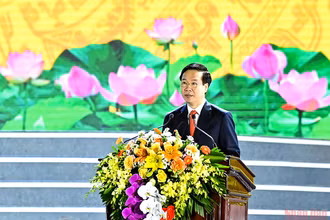 Đồng chí Võ Văn Thưởng, Ủy viên Bộ Chính trị, Thường trực Ban Bí thư, phát biểu tại Lễ kỷ niệm. (Ảnh: DUY LINH)