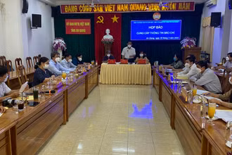 Quang cảnh buổi họp báo.