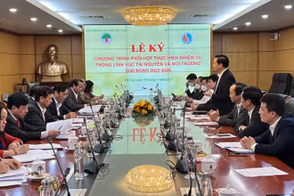 Bộ trưởng Tài nguyên và Môi trường Trần Hồng Hà phát biểu tại buổi lễ.