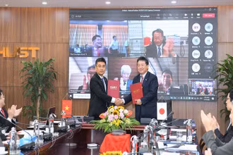 Đại diện các bên tại lễ ký kết.