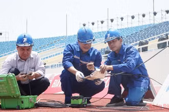 Tốc độ VinaPhone 5G tại Sân vận động quốc gia Mỹ Đình đạt từ 900Mbps đến 1Gbps.