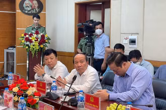 Lãnh đạo các cơ quan báo chí bày tỏ quan điểm cần tăng cường tuyên truyền nhiều hơn nữa những tấm gương người tốt việc tốt trong Công an nhân dân.