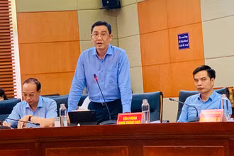 Giám đốc Sở Giáo dục-Đào tạo Hải Phòng Bùi Văn Kiệm phát biểu tại Hội nghị.