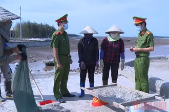 An ninh, trật tự tại cơ sở được củng cố vững chắc khi Công an chính quy đảm nhiệm chức danh Công an xã tại 241/241 xã trên địa bàn tỉnh Thái Bình.