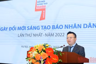 Đồng chí Lê Quốc Minh phát biểu tại Ngày đổi mới sáng tạo Báo Nhân Dân lần thứ nhất - năm 2022.