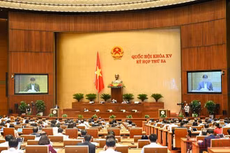 Quang cảnh phiên họp tại Hội trường ngày 24/5, Kỳ họp thứ ba, Quốc hội khóa XV. (Ảnh: ĐĂNG KHOA)