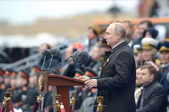 Tổng thống Nga Vladimir Putin phát biểu khai mạc Lễ duyệt binh mừng Ngày Chiến thắng trên Quảng trường Đỏ (Nguồn: Điện Kremlin)