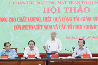 Chủ tịch Ủy ban Trung ương Mặt trận Tổ quốc Việt Nam phát biểu tại Hội thảo nâng cao chất lượng, hiệu quả công tác giám sát, phản biện xã hội của Mặt trận Tổ quốc Việt Nam ngày 25/5. (Ảnh: Trang thông tin Mặt trận Tổ quốc Việt Nam)