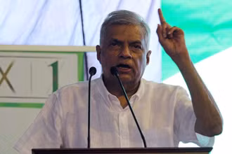 Ông Ranil Wickremesinghe trong chiến dịch vận động tranh cử tại Galle, Sri Lanka, ngày 2/8/2020. (Ảnh: Reuters)