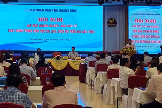 Quang cảnh hội nghị về du lịch của tỉnh Quảng Bình.