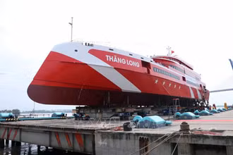 Siêu tàu Thăng Long. (Ảnh: Hoàng Ngọc/TTXVN)