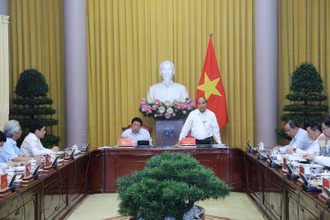 Chủ tịch nước Nguyễn Xuân Phúc phát biểu tại buổi làm việc.