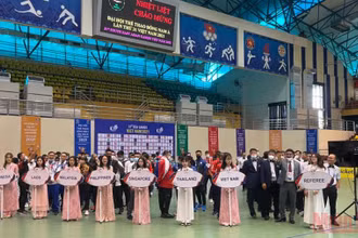 Toàn cảnh lễ khai mạc.