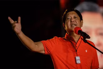 Ông Ferdinand Marcos Jr trong chiến dịch tranh cử tại San Fernando, tỉnh Pampanga, ngày 29/4/2022. (Ảnh: Reuters)