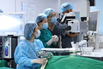 Hệ thống máy mới giúp người bệnh hồi phục thị lực nhanh hơn. 