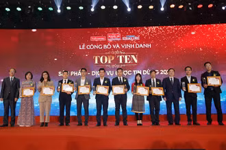 Vinh danh Top 10 sản phẩm - dịch vụ được người tiêu dùng bình chọn.