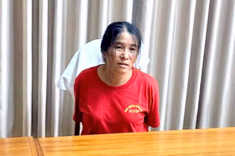 Nghi phạm Lê Thị Chanh bị bắt giữ khi đang lẩn trốn tại một khách sạn ở TP Hồ Chí Minh (Ảnh: Cộng tác viên)