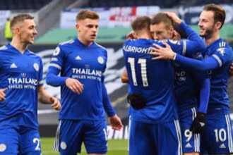 Các cầu thủ Leicester xuất sắc thắng Tottenham 2-0.