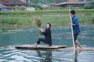 Lương Thu Trang và Doãn Quốc Đam trong phim "Hướng dương ngược nắng".