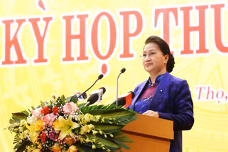 Chủ tịch Quốc hội Nguyễn Thị Kim Ngân phát biểu ý kiến tại kỳ họp HĐND tỉnh Phú Thọ.