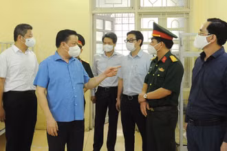 Bí thư Thành ủy Hà Nội kiểm tra công tác phòng, chống dịch tại huyện Chương Mỹ.