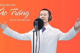 Nhà báo Phúc Anh trong MV. (Ảnh: Nhân vật cung cấp)
