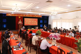 Toàn cảnh Kỳ họp lần thứ 3 Hội đồng nhân dân tỉnh Phú Yên Khóa 8.
