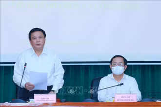 Đồng chí Nguyễn Xuân Thắng phát biểu tại buổi làm việc. Ảnh: TTXVN.