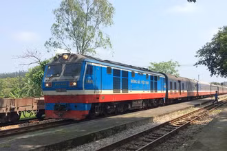 Ngành đường sắt dừng chạy đôi tàu SE7/SE8 trên tuyến bắc - nam