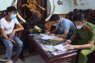 Triệt phá đường dây làm giả phiếu kết quả xét nghiệm SARS-CoV-2